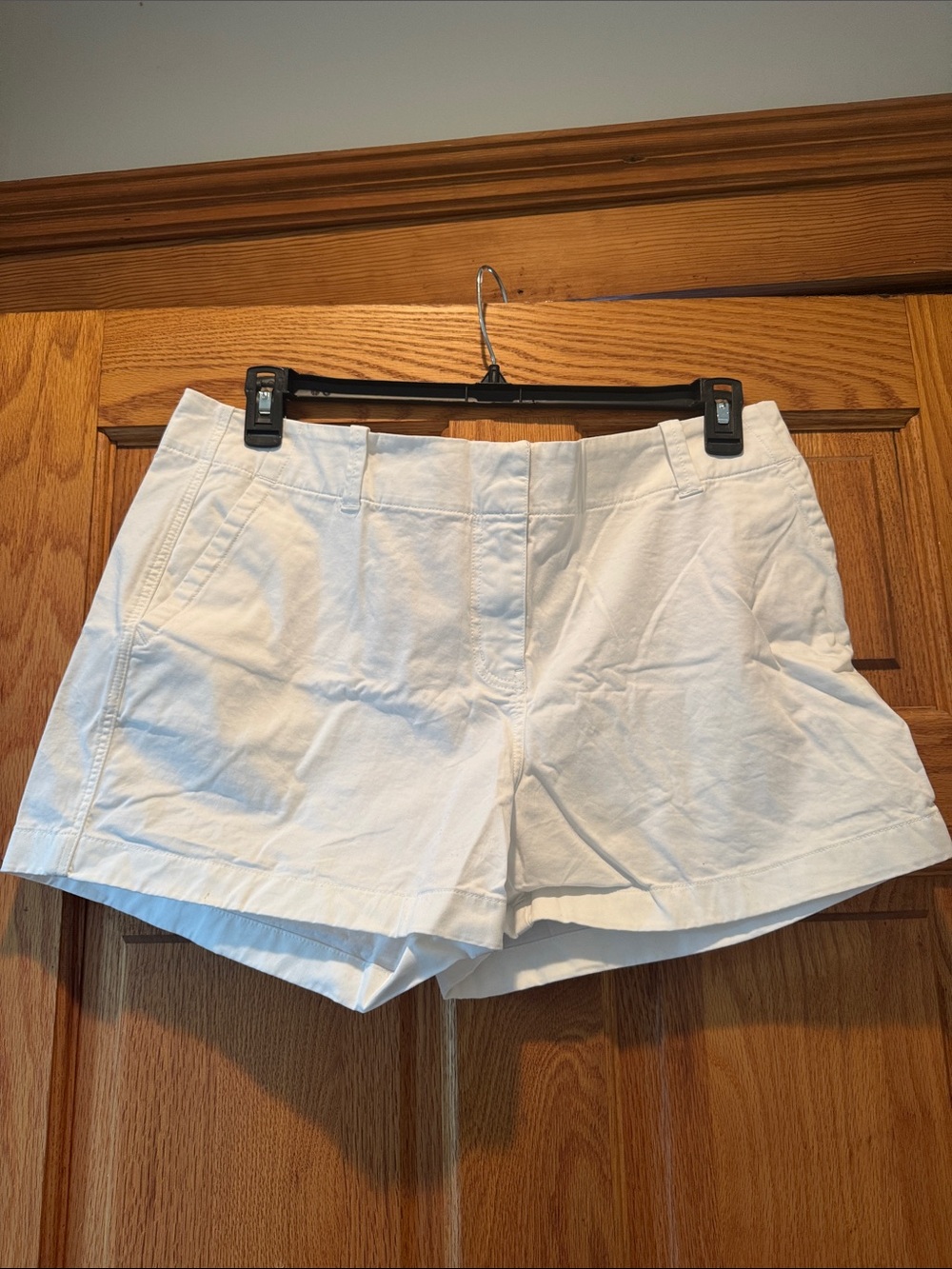 Vineyard Vines Women's White Cotton Bermuda Shorts